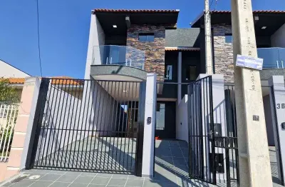 Casa com 3 quartos para alugar na Rua Cleuci Gomes de Araújo, Contorno, Ponta Grossa
