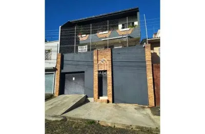 Casa com 3 quartos à venda na Rua Abílio de Barros, Centro, Ponta Grossa