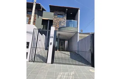 Casa para alugar na Rua Cleuci Gomes de Araújo, Contorno, Ponta Grossa