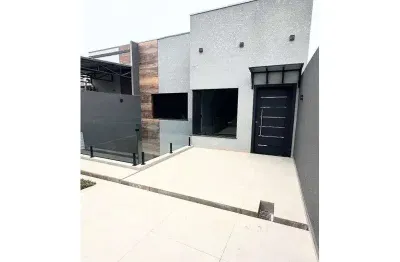 Casa à venda na Rua Bittencourt Sampaio, Nova Rússia, Ponta Grossa