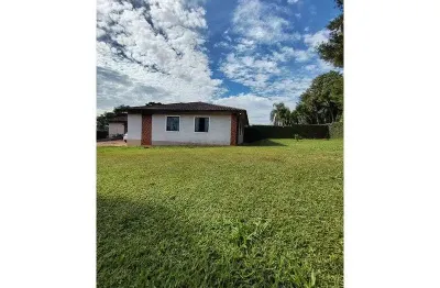Casa com 3 quartos para alugar na Rua São José dos Pinhais, Oficinas, Ponta Grossa