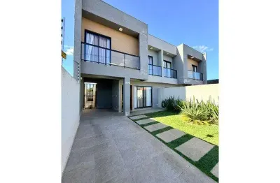 Casa para alugar na Rua Eduardo Bonjean, Uvaranas, Ponta Grossa