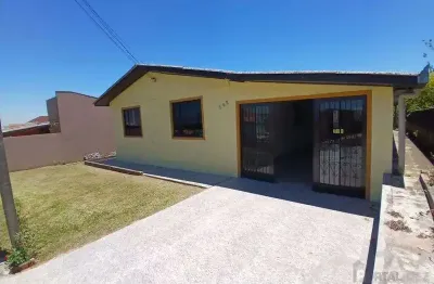 Casa com 3 quartos para alugar na Rua Nilo Gasparetto, Boa Vista, Ponta Grossa