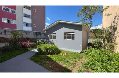 Casa para alugar na Rua Couto Magalhães, Nova Rússia, Ponta Grossa