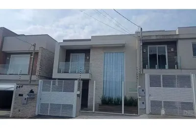 Casa com 2 quartos para alugar na Rua Maringá, Boa Vista, Ponta Grossa