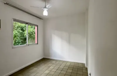 Excelente potencial no alto do itaigara | apartamento com 109m2 - 3 quartos + dependência