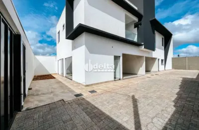 Casa residencial disponível para locação no bairro novo mundo em uberlândia-mg