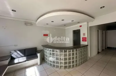 Prédio comercial disponível para locação e venda no bairro centro em uberlândia-mg