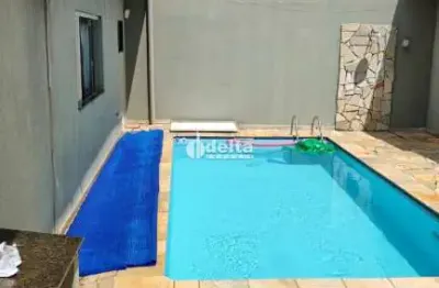 Casa residencial disponível para locação no bairro santa mônica em uberlândia-mg.