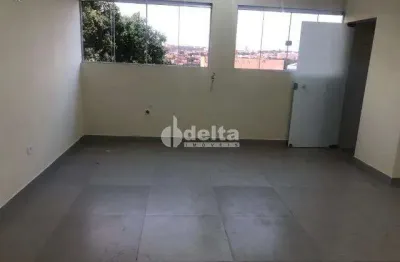 Sala disponível para locação no bairro santa rosa em uberlândia-mg