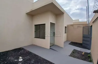 Casa disponível para locação no bairro shopping park em uberlândia-mg.