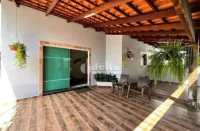 Casa disponível para venda no bairro chácaras tubalina e quartel em uberlândia-mg