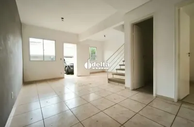 Casa em condomínio disponível no bairro jardim sul em uberlândia-mg