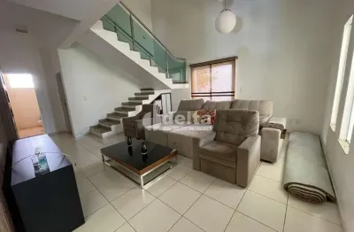 Casa residencial disponível para locação no bairro jardim karaíba em uberlândia-mg
