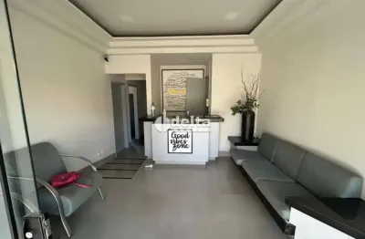 Sala comercial disponível para locação no bairro cazeca em uberlândia-mg