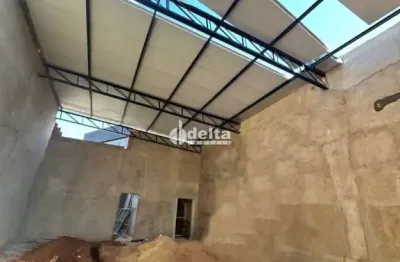 Galpão disponível para locação no bairro centro em uberlândia-mg