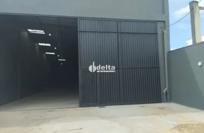 Galpão comercial disponível para locação  no bairro custódio pereira em uberlândia-mg