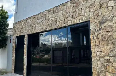 Cômodo comercial disponível para locação no bairro vigilato pereira em uberlândia-mg