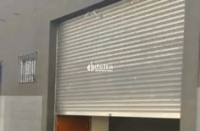 Galpão disponível para locação no bairro jardim europa em uberlândia-mg