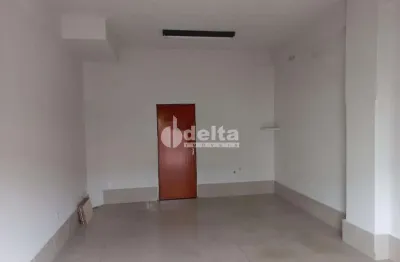 Loja disponível para locação no bairro centro em uberlândia-mg