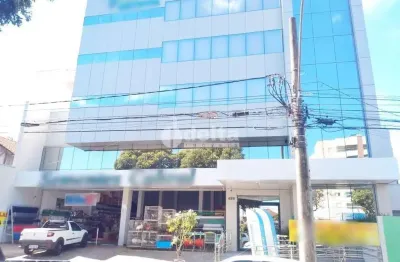 Sala disponível para locação no bairro Osvaldo Rezende em Uberlândia-MG