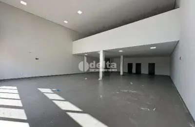 Prédio disponível para aluguel no bairro novo mundo em uberlândia-mg