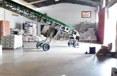 Galpão disponível para locação no bairro chácaras tubalina e quartel em uberlândia-mg