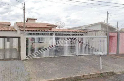 Casa residencial disponível para locação no bairro cidade jardim em uberlândia-mg