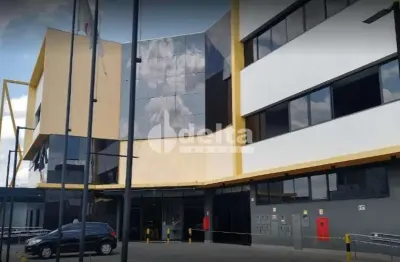 Sala disponível para locação no bairro nossa senhora aparecida em uberlândia-mg