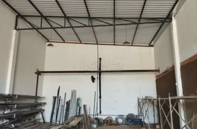 Galpão comercial disponível para locação no bairro santa rosa em uberlândia-mg