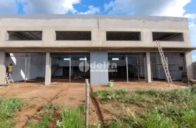 Loja disponível para locação no bairro jardim canaã em uberlândia-mg.