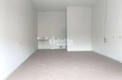 Loja disponível para locação no bairro nossa senhora das graças em uberlândia-mg.