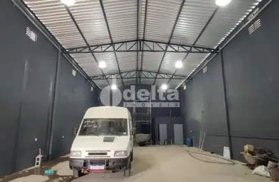 Galpão disponível para locação no bairro pampulha em uberlândia-mg