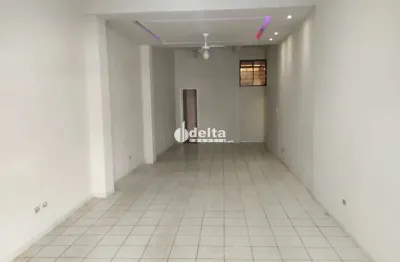 Loja comercial disponível para locação no bairro centro em uberlândia-mg