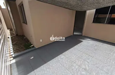 Casa residencial com 3 quartos disponível para locação no bairro cidade jardim em uberlândia-mg