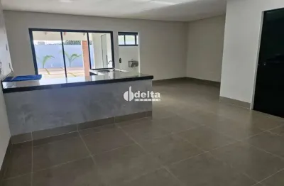 Casa comercial disponível para locação no bairro tibery em uberlândia-mg