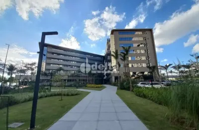 Loja disponível para locação no bairro jardim karaíba em uberlândia-mg