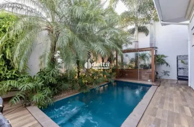 Casa residencial no condomínio jardim versailles disponível para locação no bairro nova uberlândia em uberlândia-mg.