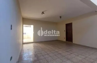 Casa residencial disponível para locação no bairro nossa senhora aparecida em uberlândia-mg