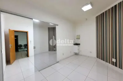 Sala disponível para locação no bairro centro em uberlândia-mg