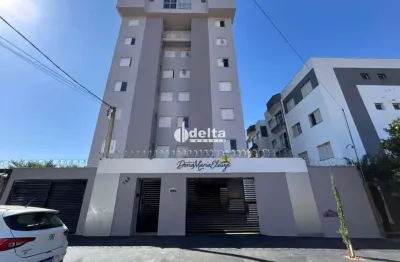 Apartamento disponível para locação no bairro alto umuarama em uberlândia-mg.