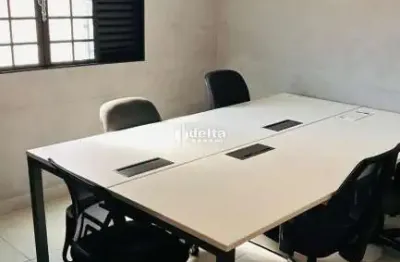 Studio disponível para locação no bairro cazeca em uberlândia-mg