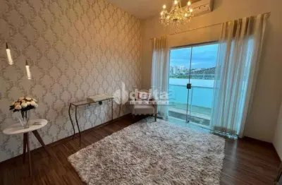 Casa residencial e comercial disponível para locação e venda no bairro cidade jardim em uberlândia-mg.