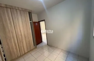 Apartamento disponível para locação e venda no bairro santa mônica em uberlândia-mg.