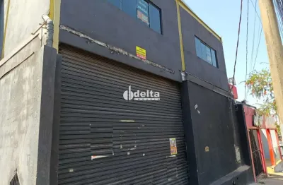 Galpão disponível para locação no bairro tibery em uberlândia-mg.