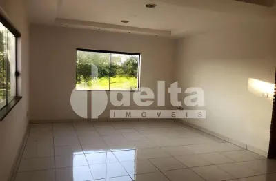 Casa residencial e comercial disponível para locação no bairro jardim karaíba em uberlândia-mg