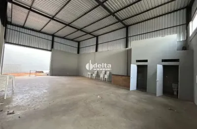 Galpão comercial disponível para locação no bairro morumbi uberlândia - mg