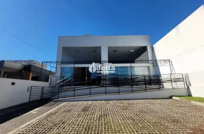 Loja disponível para locação no bairro saraiva em uberlândia-mg