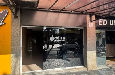 Loja comercial disponível para locação no bairro centro em uberlândia-mg.