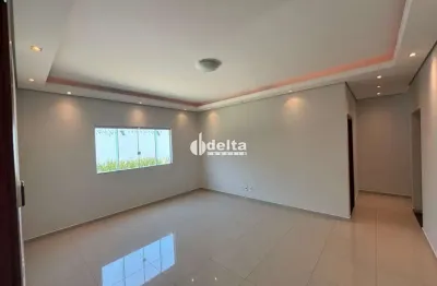 Casa residencial disponível para locação e venda no bairro alto umuarama em uberlândia-mg